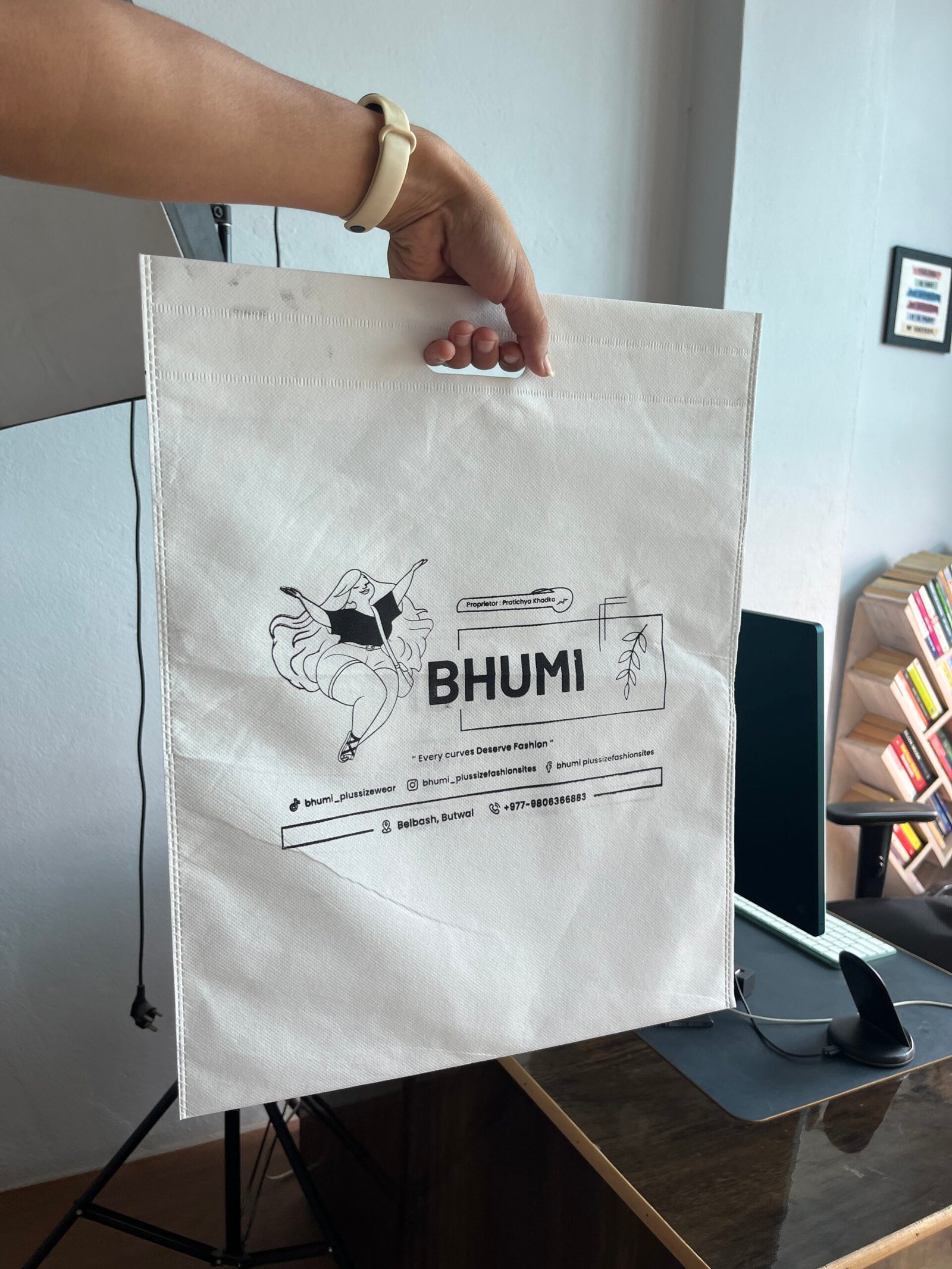 Home 15 D Cut Bag 1